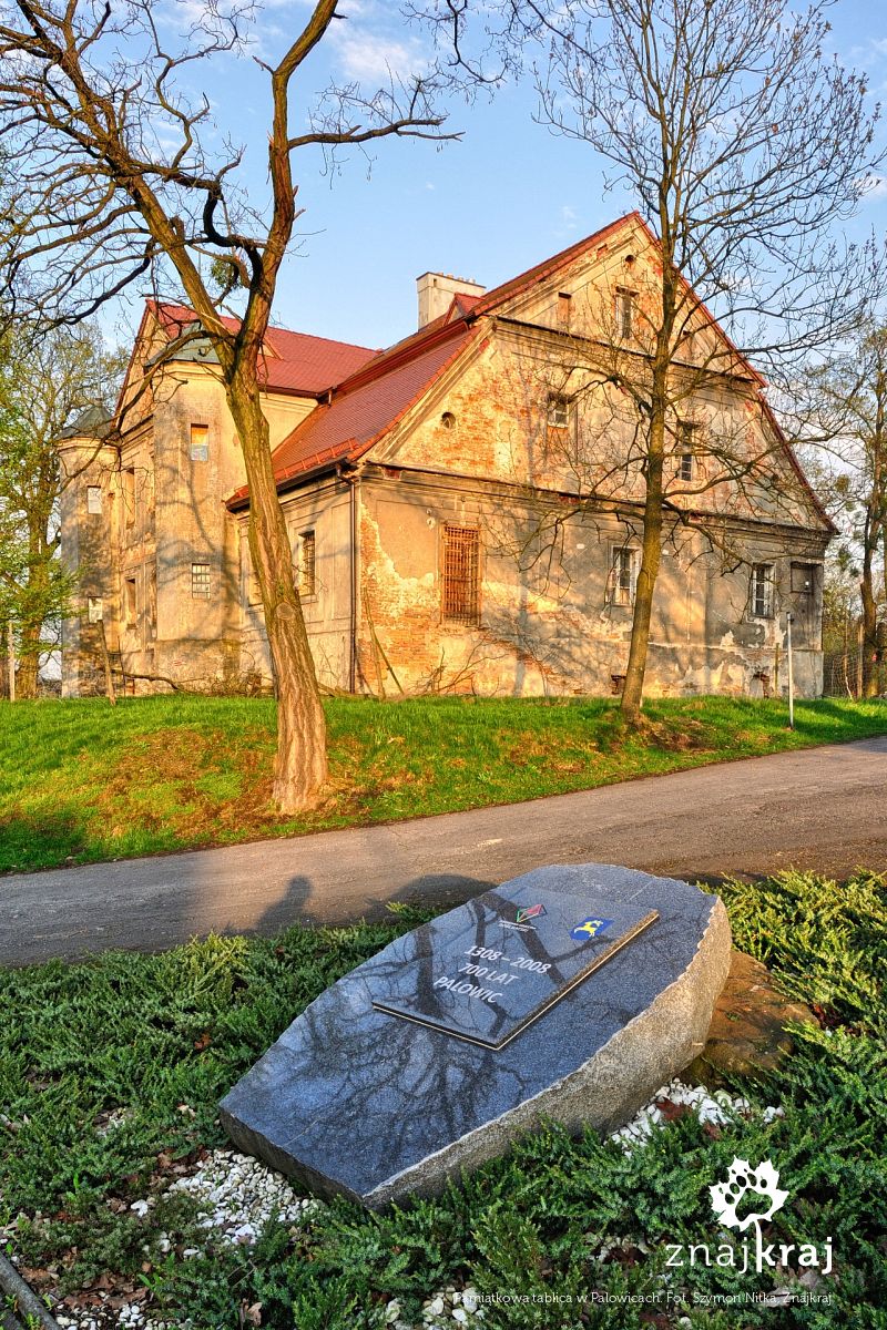 Pamiątkowa tablica w Palowicach Pamiątkowa tablica w Palowicach