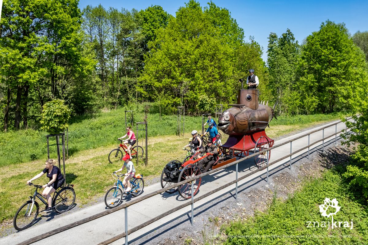 Parada steampunkowa na Żelaznym Szlaku Rowerowym