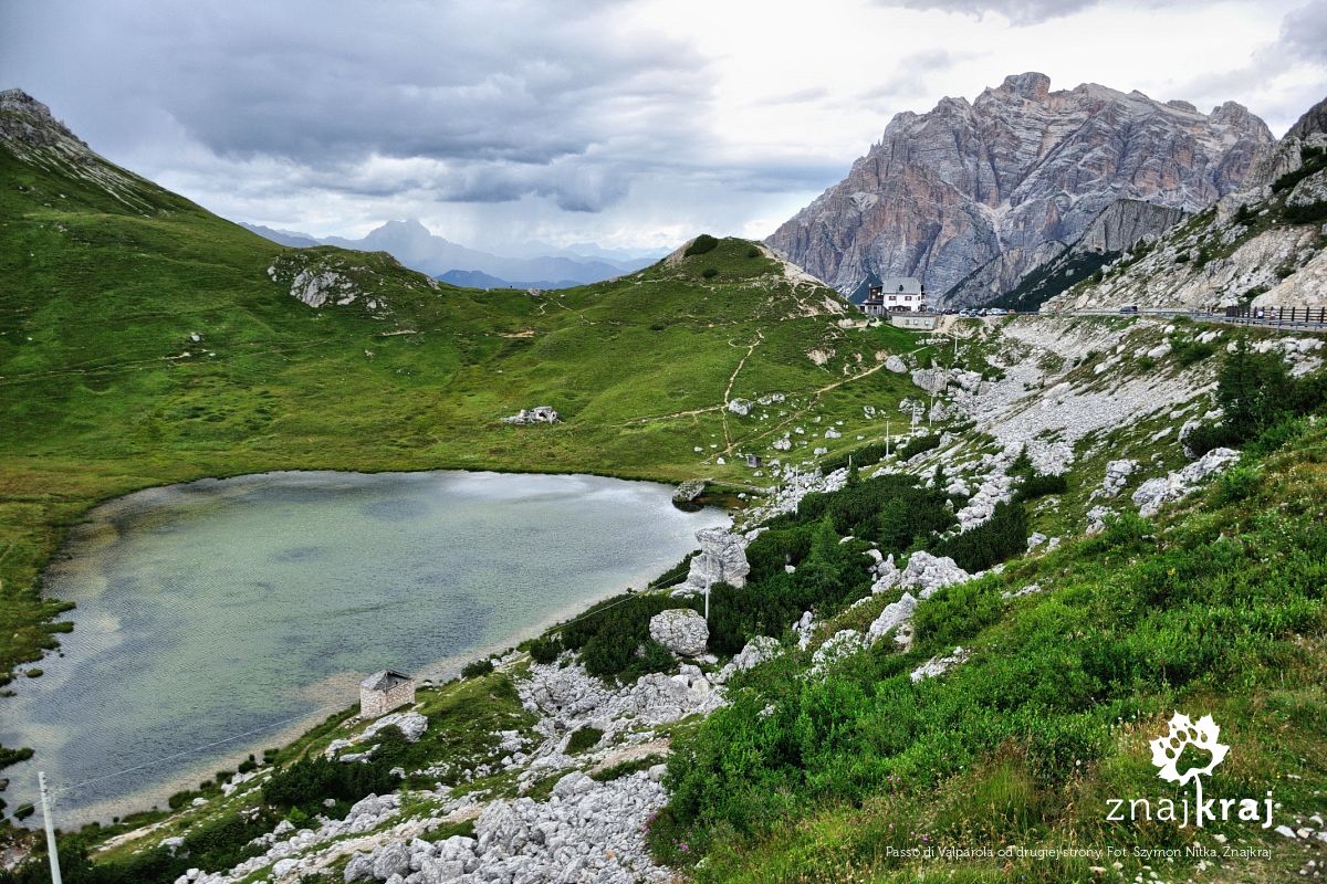 Passo di Valparola od drugiej strony Passo di Valparola od drugiej strony