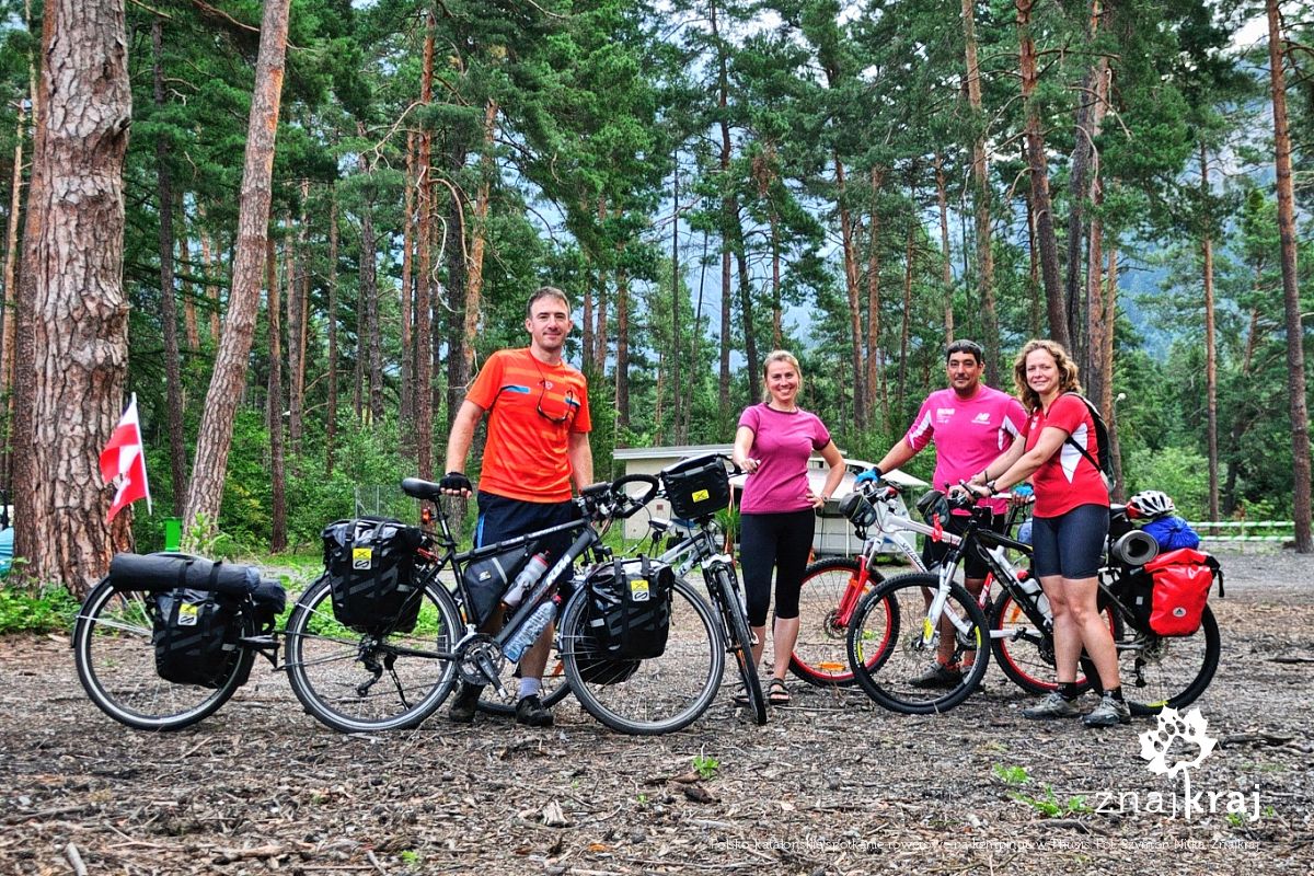 Polsko-katalońskie spotkanie rowerowe na kempingu w Thusis Polsko-katalońskie spotkanie rowerowe na kempingu w Thusis