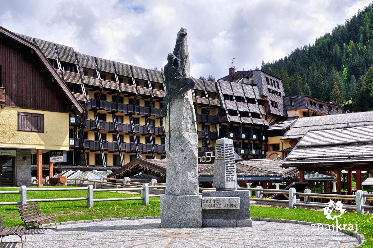 Pomnik ludzi gór w Madonna di Campiglio Pomnik ludzi gór w Madonna di Campiglio