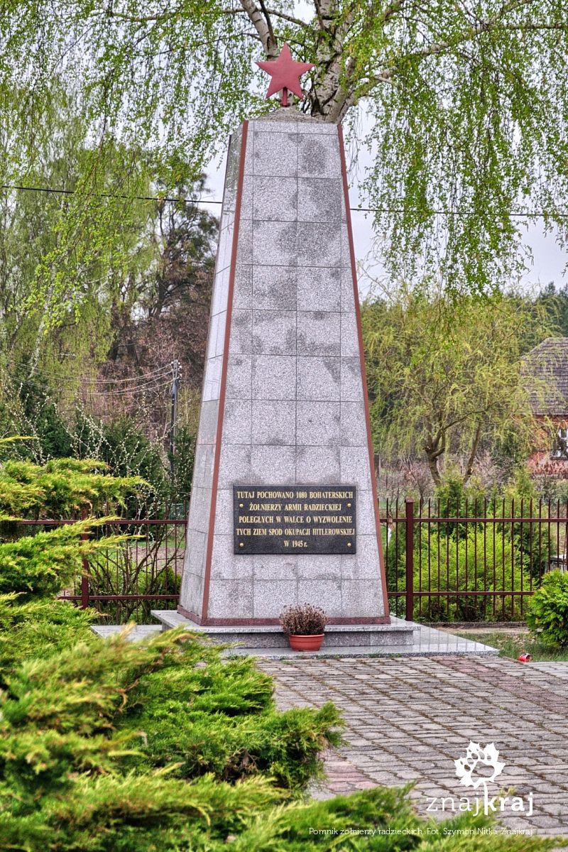 Pomnik żołnierzy radzieckich Pomnik żołnierzy radzieckich