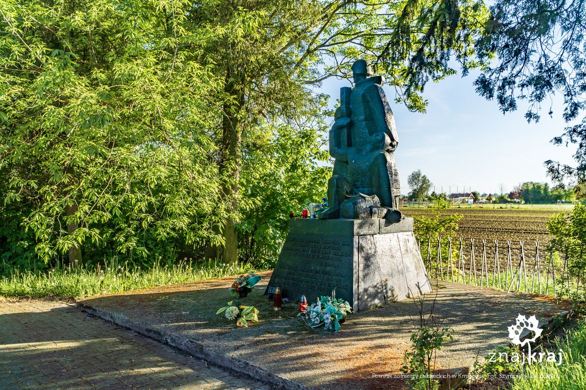 Pomnik żołnierzy radzieckich w Kmiecinie