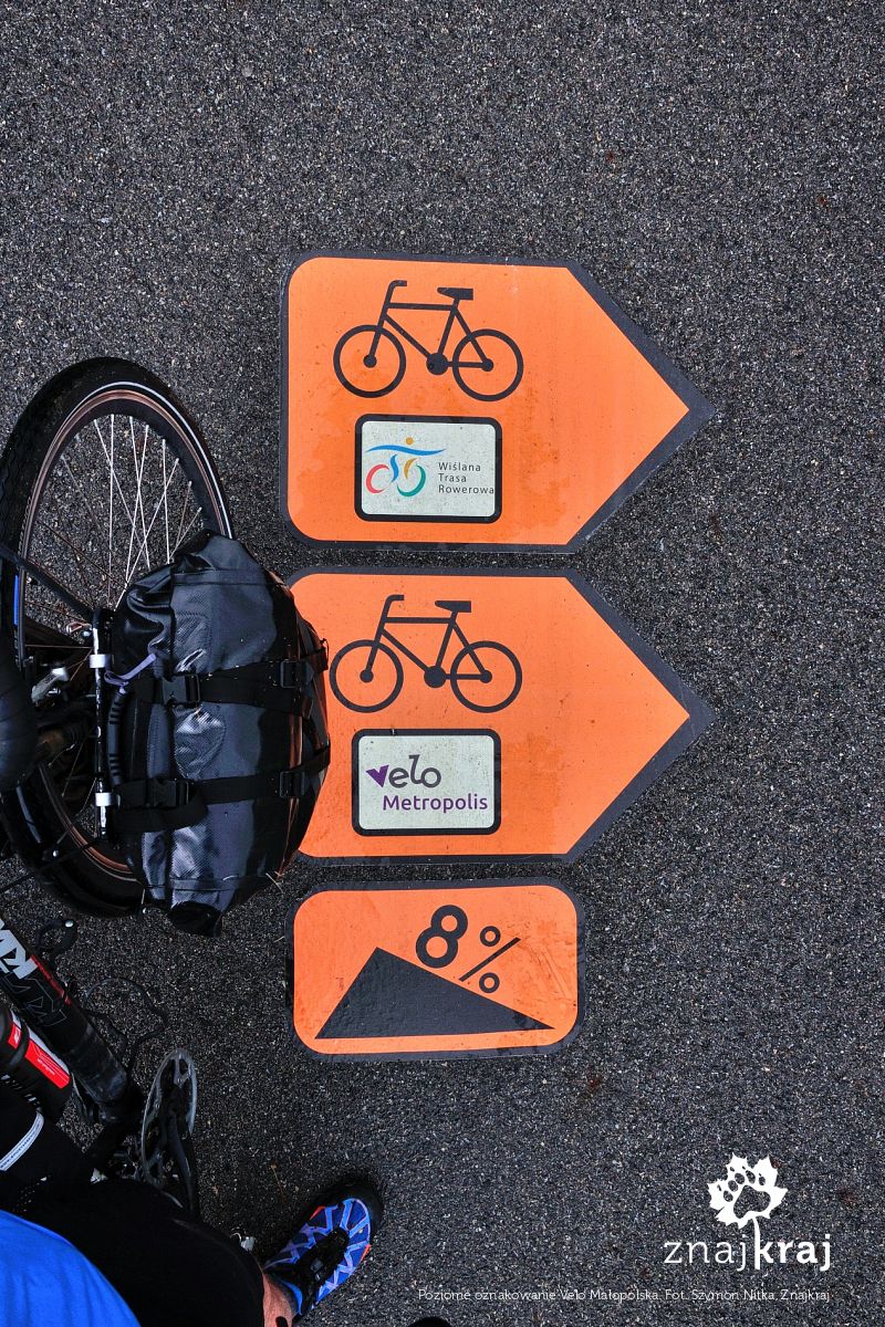 Poziome oznakowanie Velo Małopolska