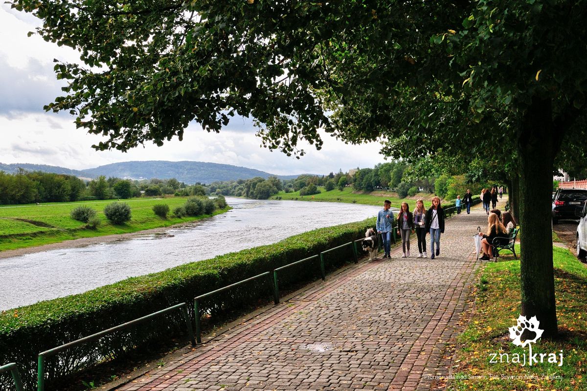 Promenada nad Sanem