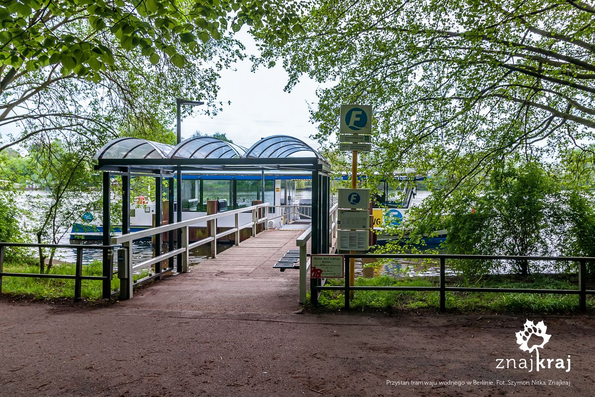 Przystań tramwaju wodnego w Berlinie