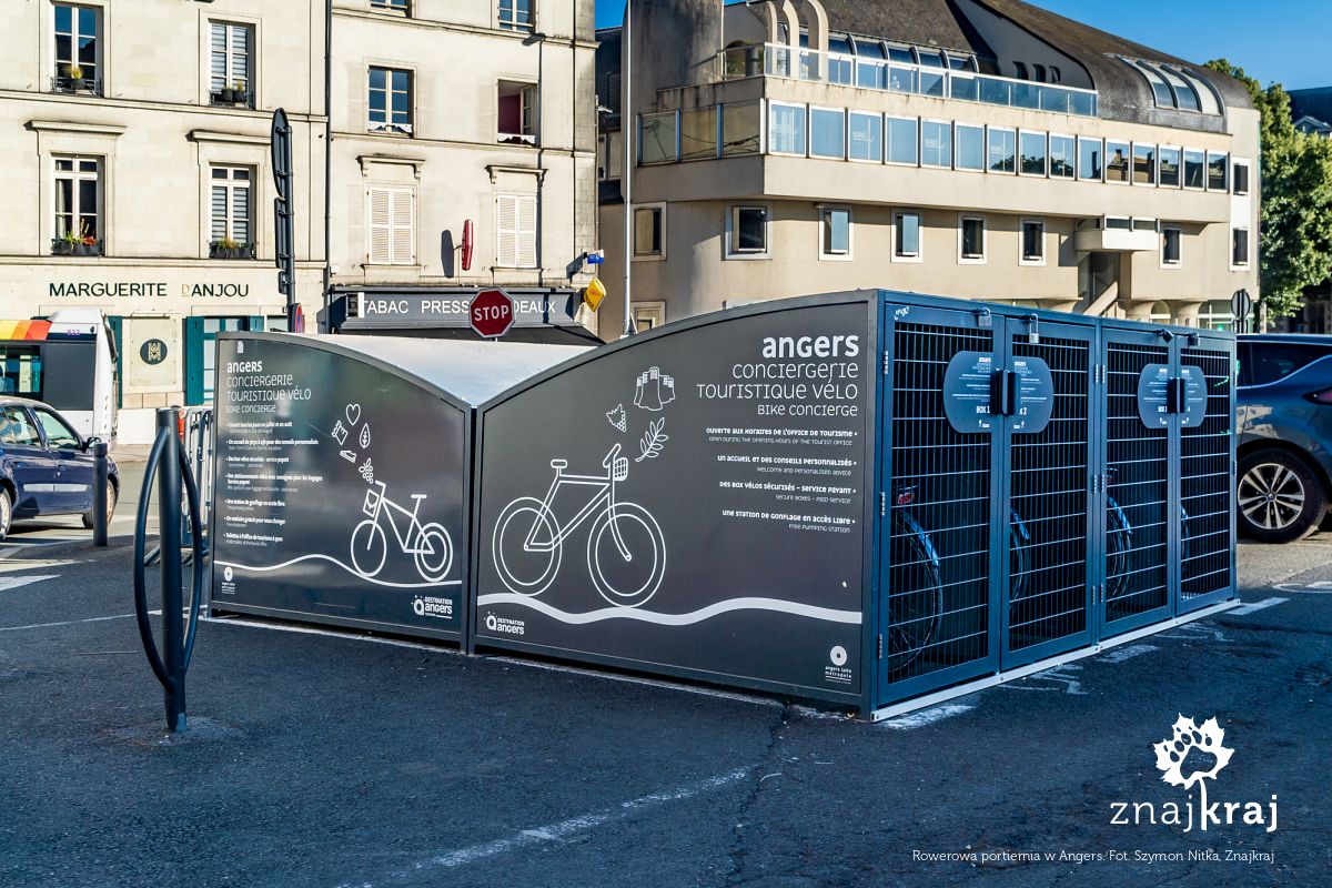 Rowerowa portiernia w Angers