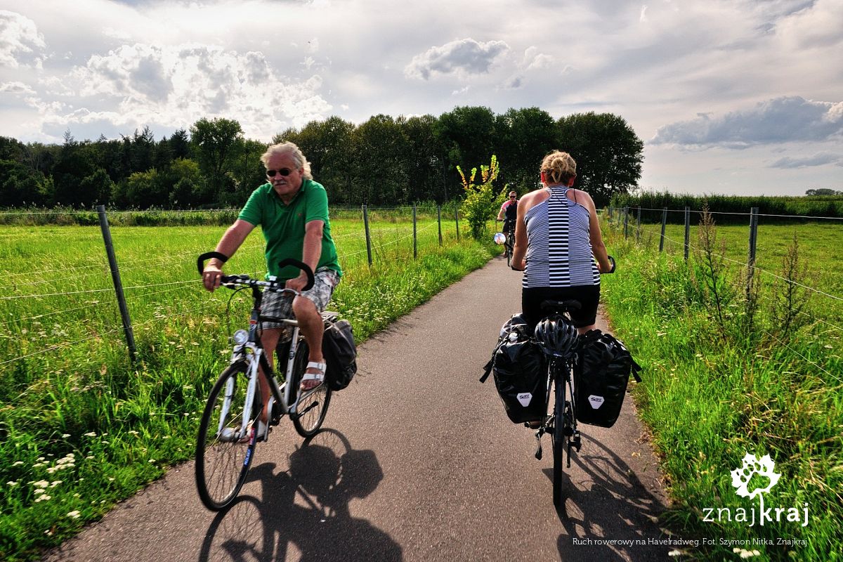 Ruch rowerowy na Havelradweg