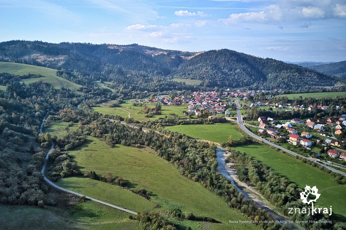 Rzeka Bystrzyca w okolicach Klubiny