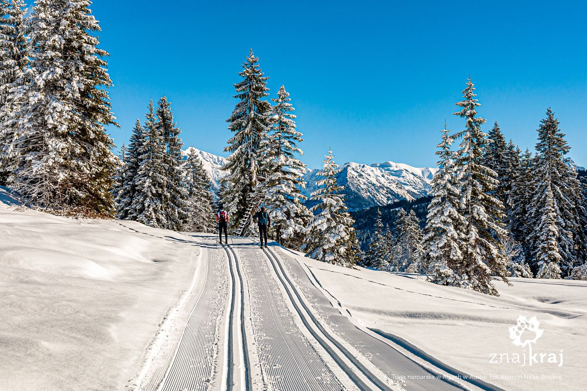 Trasa narciarska w Alpach w Austrii