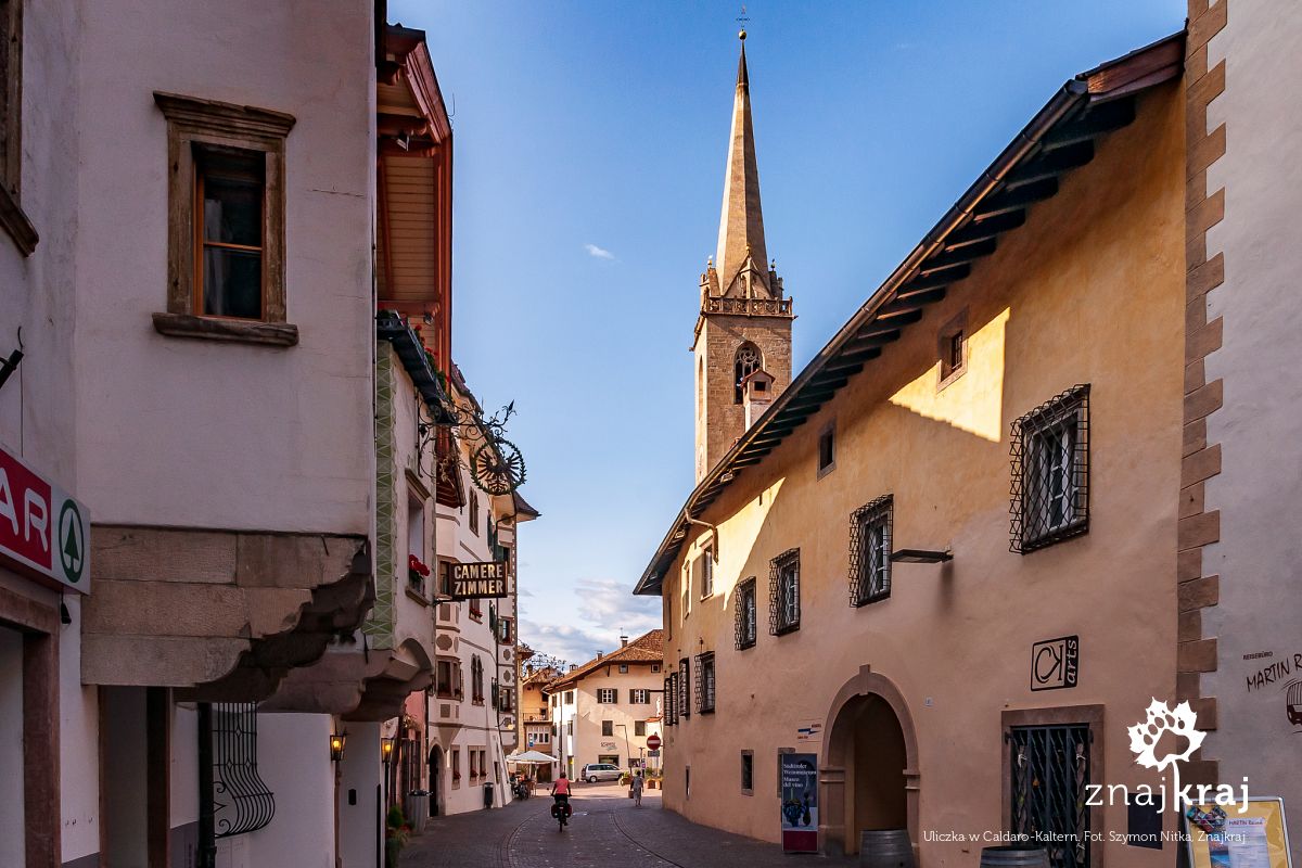 Uliczka w Caldaro-Kaltern
