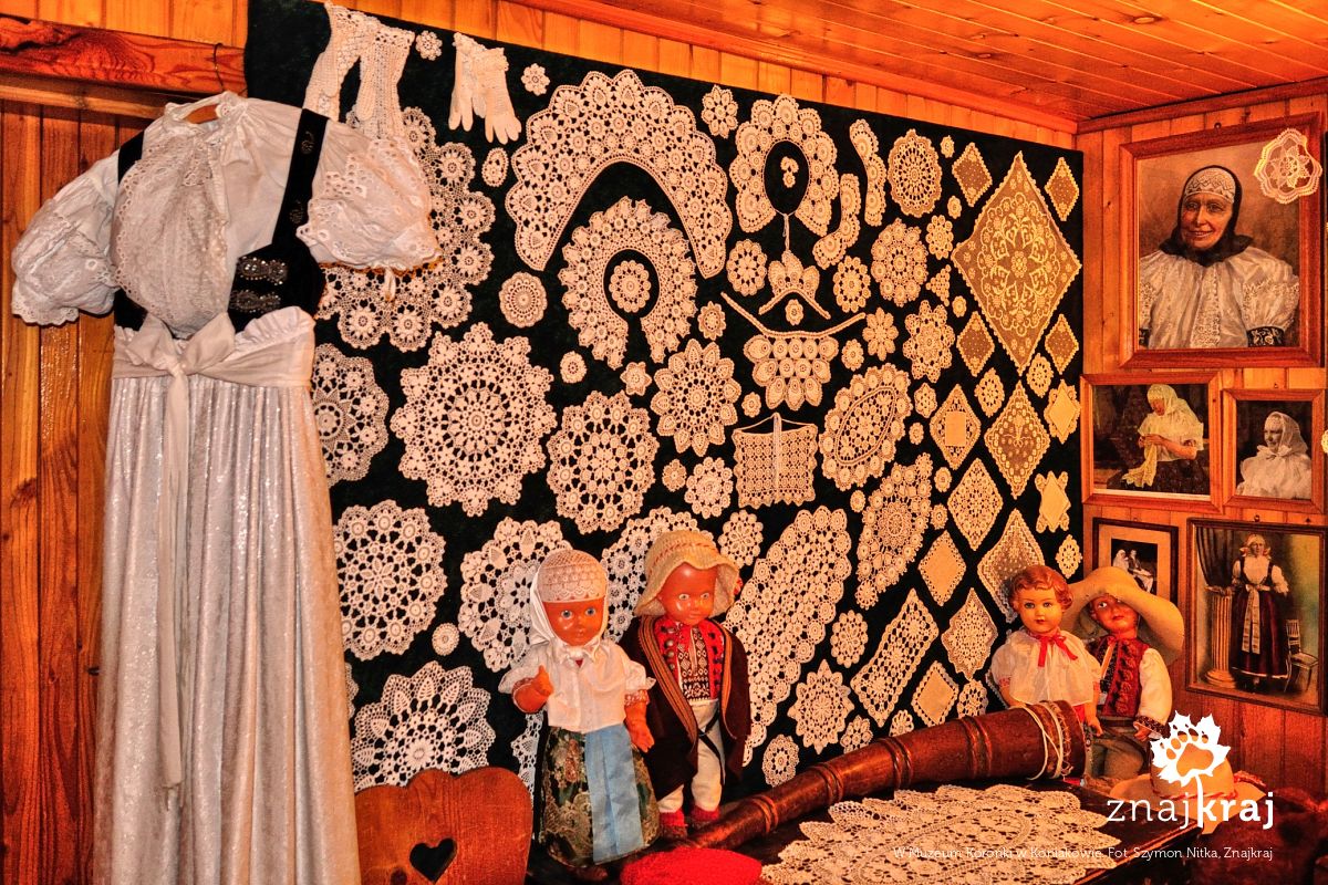 W Muzeum Koronki w Koniakowie W Muzeum Koronki w Koniakowie