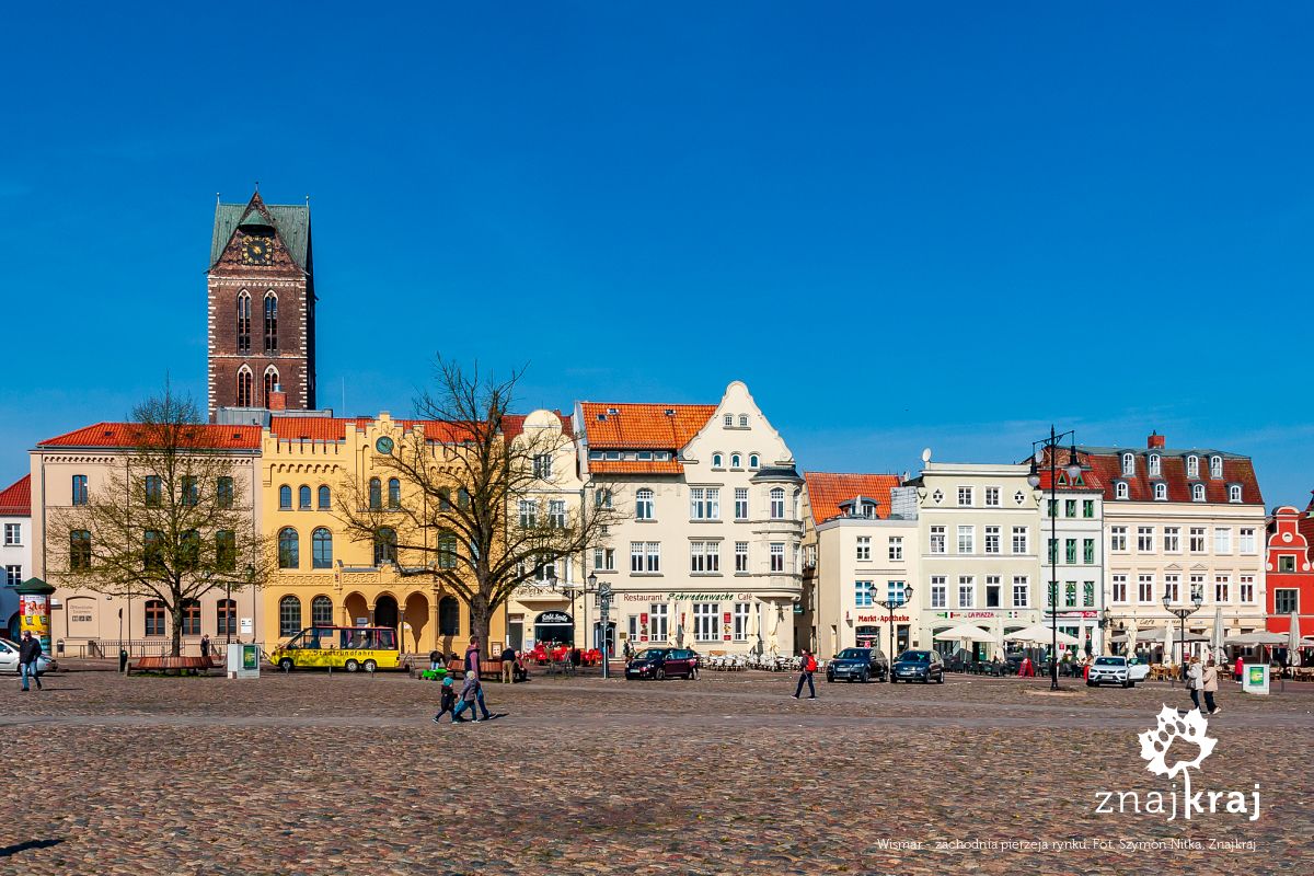 Wismar - zachodnia pierzeja rynku