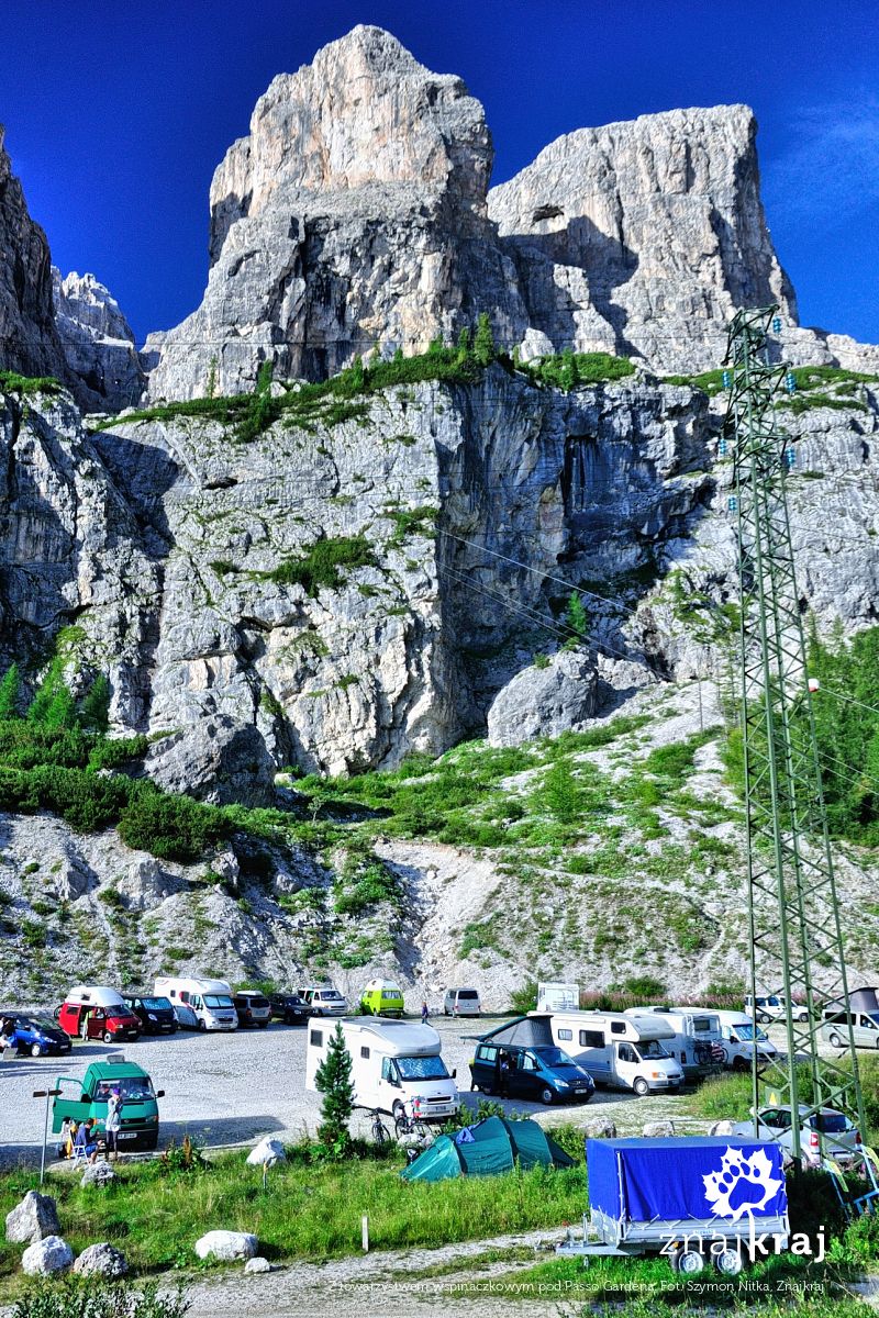 Z towarzystwem wspinaczkowym pod Passo Gardena Z towarzystwem wspinaczkowym pod Passo Gardena
