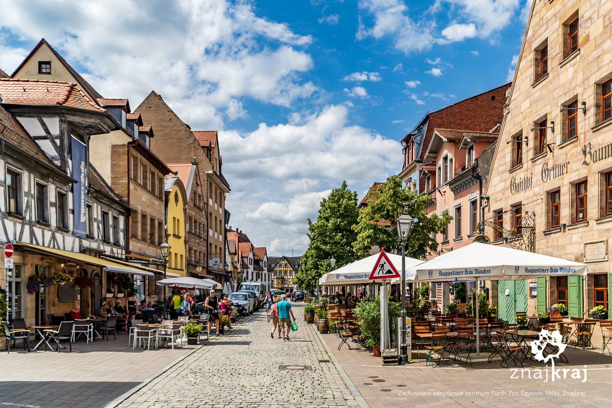 Zachowane zabytkowe centrum Fürth