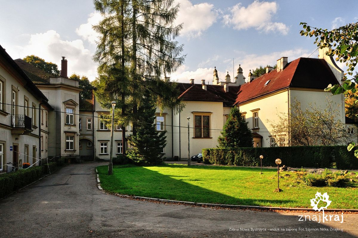 Zalew Nowa Bystrzyca - widok na zaporę