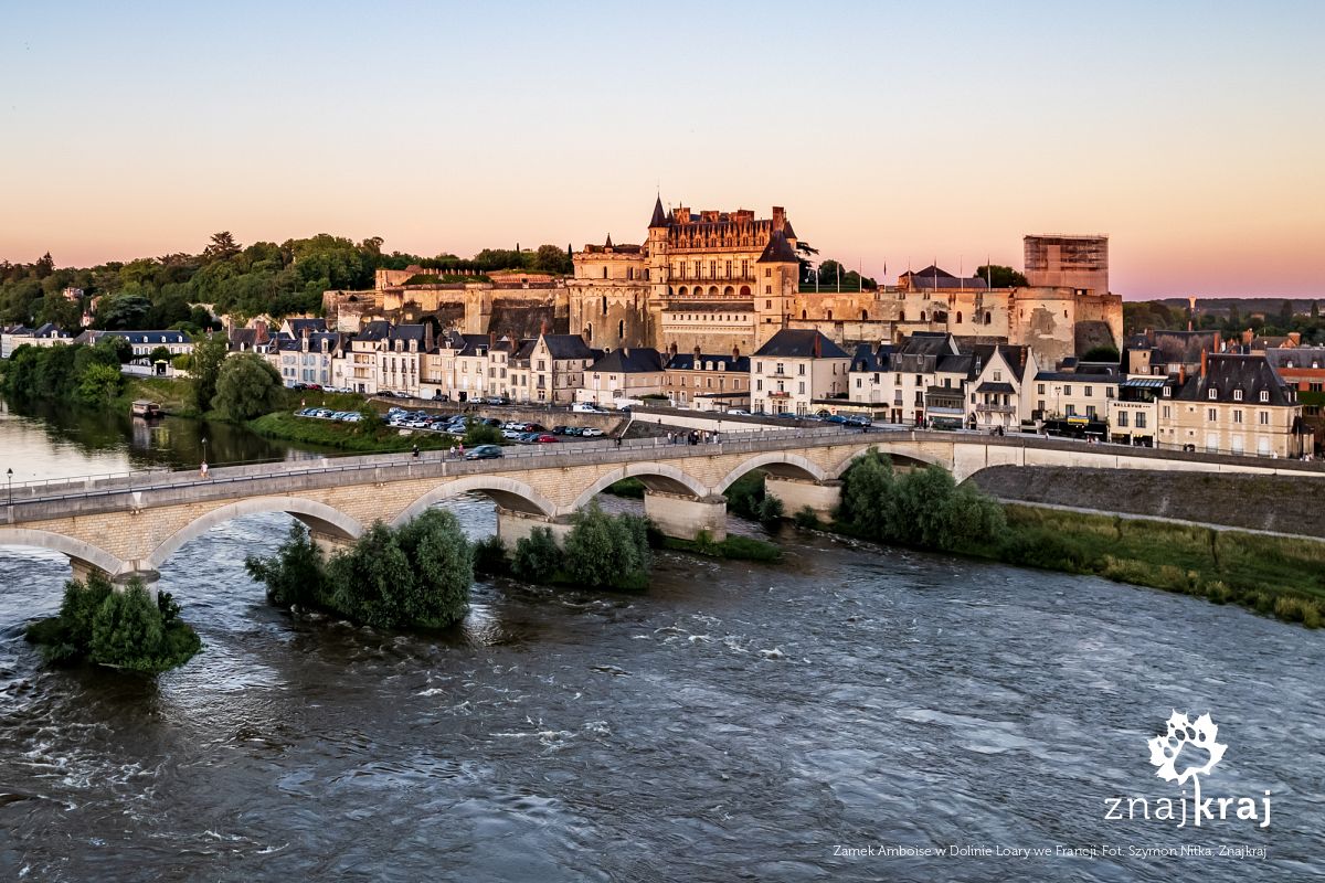 zamek-amboise-w-dolinie-loary-we-francji