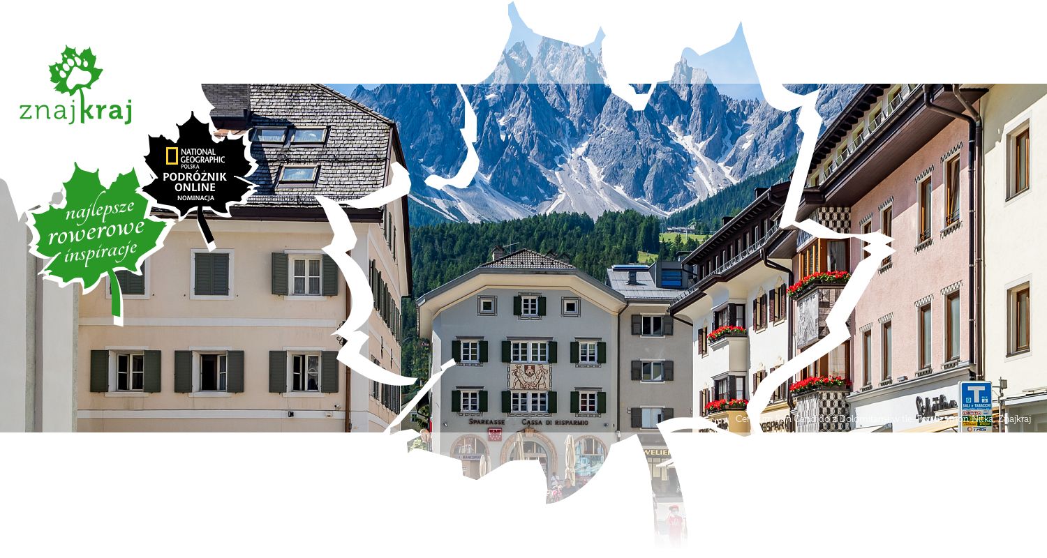 Centrum San Candido z Dolomitami w tle