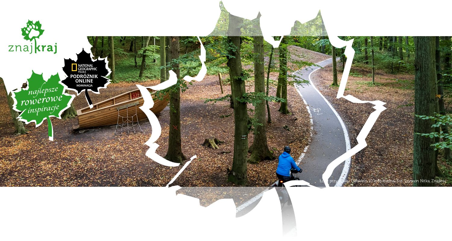 Łódź przy szlaku EuroVelo 10 koło Mielna