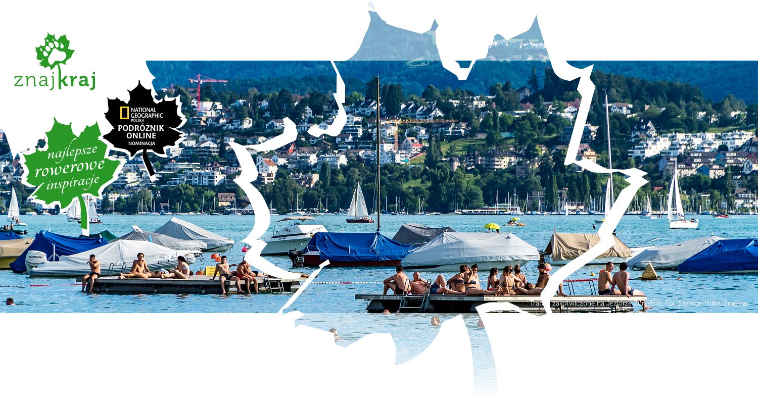 Tratwy zakotwiczone na Jeziorze Zuryskim